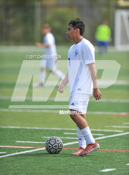 Thumbnail 3 in Haldane vs. Pawling (Putnam vs. Dutchess Challenge) photogallery.