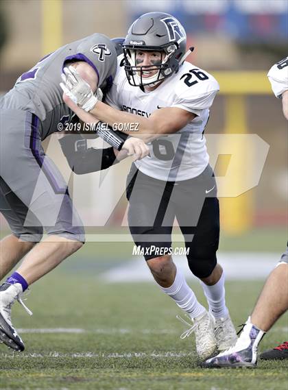 Thumbnail 3 in Roosevelt vs Discovery Canyon (CHSAA 3A Round 1 Playoff) photogallery.