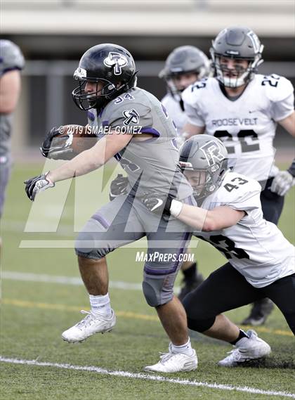 Thumbnail 1 in Roosevelt vs Discovery Canyon (CHSAA 3A Round 1 Playoff) photogallery.