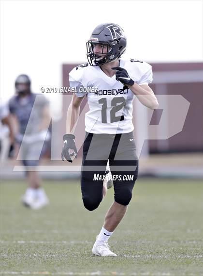Thumbnail 2 in Roosevelt vs Discovery Canyon (CHSAA 3A Round 1 Playoff) photogallery.