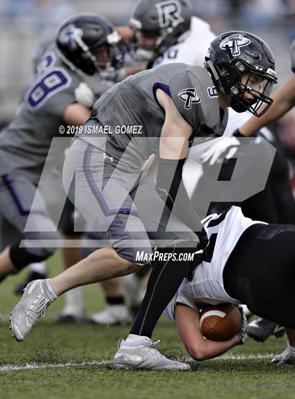 Thumbnail 2 in Roosevelt vs Discovery Canyon (CHSAA 3A Round 1 Playoff) photogallery.