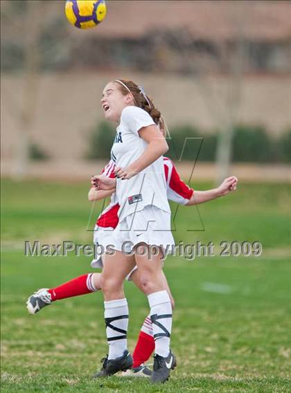 Thumbnail 3 in Glendora vs. Arrowhead Christian photogallery.