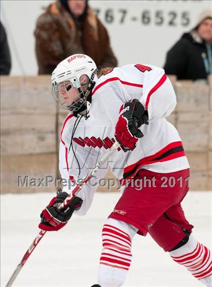 Thumbnail 1 in Coon Rapids vs Blaine (Outdoor Classic JV) photogallery.