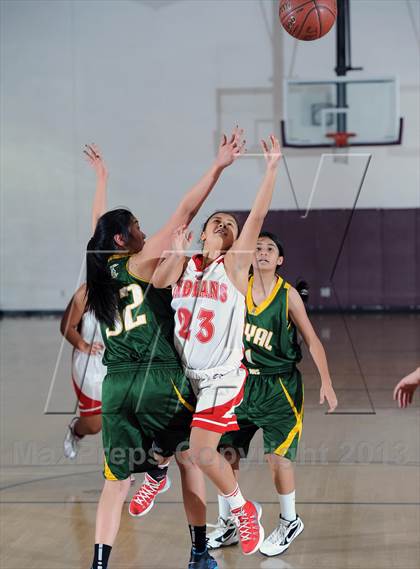 Thumbnail 3 in Royal vs. Burroughs (La Canada Tournament) photogallery.