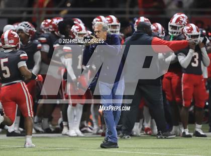 Thumbnail 3 in St. Augustine vs St. Pius X-St. Matthias Academy (CIF State Bowl Regional Final Div 4-A) photogallery.