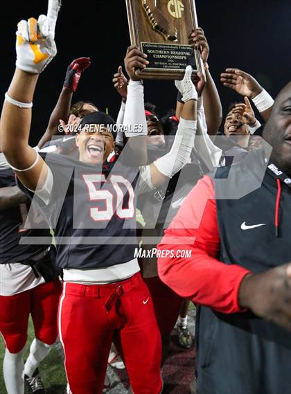Thumbnail 2 in St. Augustine vs St. Pius X-St. Matthias Academy (CIF State Bowl Regional Final Div 4-A) photogallery.