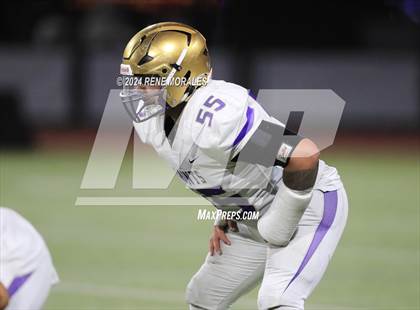 Thumbnail 2 in St. Augustine vs St. Pius X-St. Matthias Academy (CIF State Bowl Regional Final Div 4-A) photogallery.