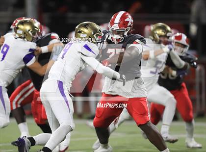 Thumbnail 2 in St. Augustine vs St. Pius X-St. Matthias Academy (CIF State Bowl Regional Final Div 4-A) photogallery.