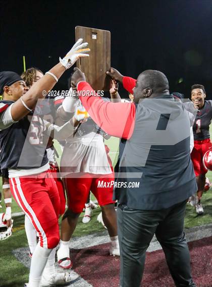 Thumbnail 3 in St. Augustine vs St. Pius X-St. Matthias Academy (CIF State Bowl Regional Final Div 4-A) photogallery.