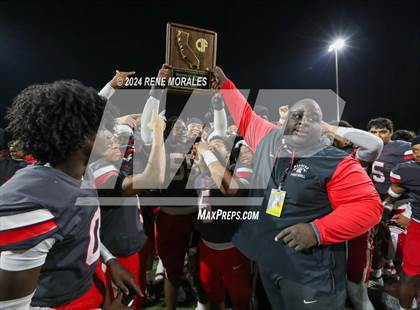 Thumbnail 1 in St. Augustine vs St. Pius X-St. Matthias Academy (CIF State Bowl Regional Final Div 4-A) photogallery.