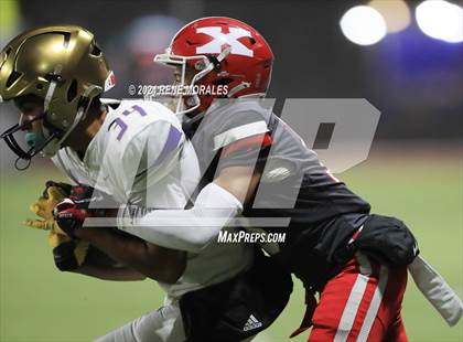 Thumbnail 2 in St. Augustine vs St. Pius X-St. Matthias Academy (CIF State Bowl Regional Final Div 4-A) photogallery.