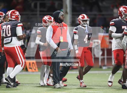 Thumbnail 1 in St. Augustine vs St. Pius X-St. Matthias Academy (CIF State Bowl Regional Final Div 4-A) photogallery.