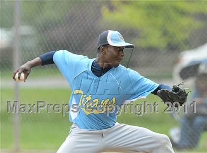 Thumbnail 2 in Burbank vs. San Juan (Land Park Easter Tournament) photogallery.