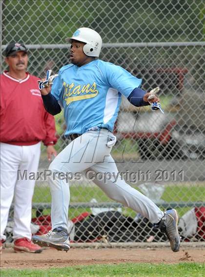 Thumbnail 1 in Burbank vs. San Juan (Land Park Easter Tournament) photogallery.