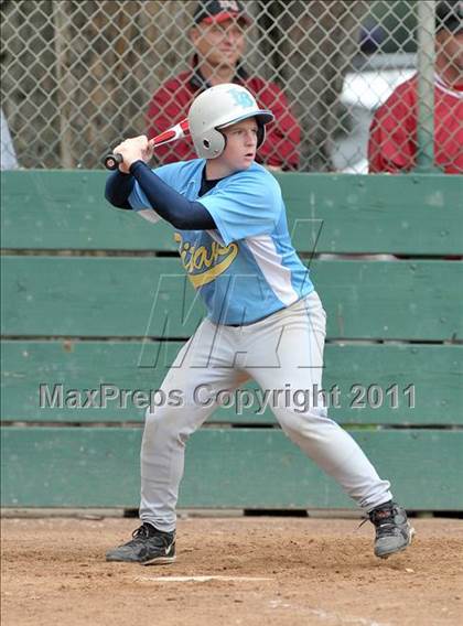 Thumbnail 1 in Burbank vs. San Juan (Land Park Easter Tournament) photogallery.