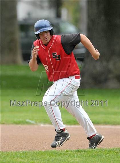 Thumbnail 2 in Burbank vs. San Juan (Land Park Easter Tournament) photogallery.