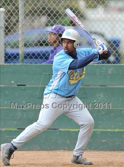 Thumbnail 2 in Burbank vs. San Juan (Land Park Easter Tournament) photogallery.