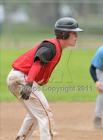 Thumbnail 1 in Burbank vs. San Juan (Land Park Easter Tournament) photogallery.