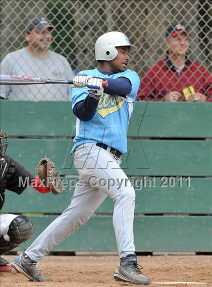 Thumbnail 1 in Burbank vs. San Juan (Land Park Easter Tournament) photogallery.