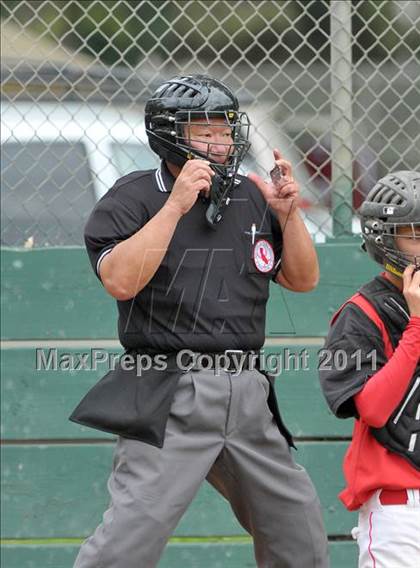Thumbnail 1 in Burbank vs. San Juan (Land Park Easter Tournament) photogallery.