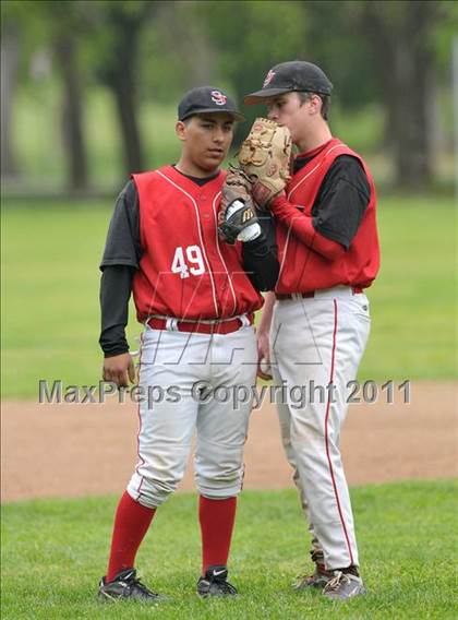 Thumbnail 3 in Burbank vs. San Juan (Land Park Easter Tournament) photogallery.