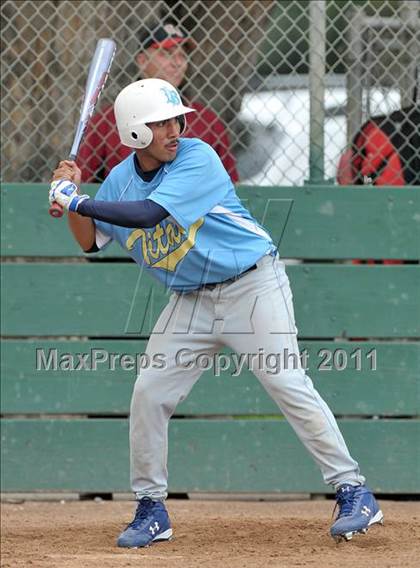 Thumbnail 2 in Burbank vs. San Juan (Land Park Easter Tournament) photogallery.