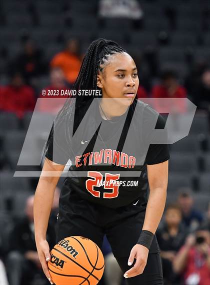 Thumbnail 1 in Etiwanda vs. Archbishop Mitty (CIF State Open Div. Final) photogallery.
