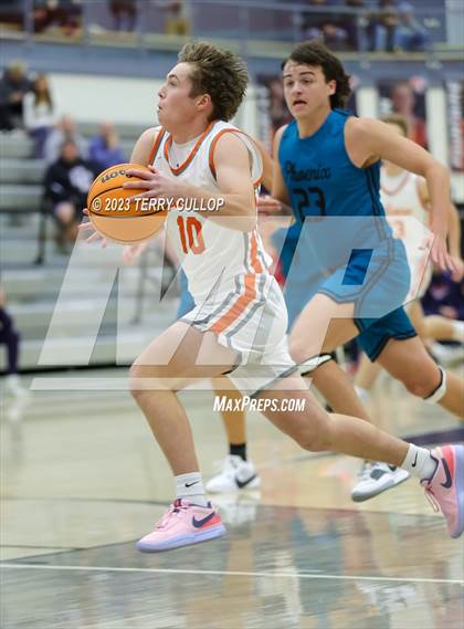 Thumbnail 2 in Farmington vs. Skyridge (Falcon Classaic) photogallery.