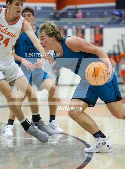 Thumbnail 2 in Farmington vs. Skyridge (Falcon Classaic) photogallery.