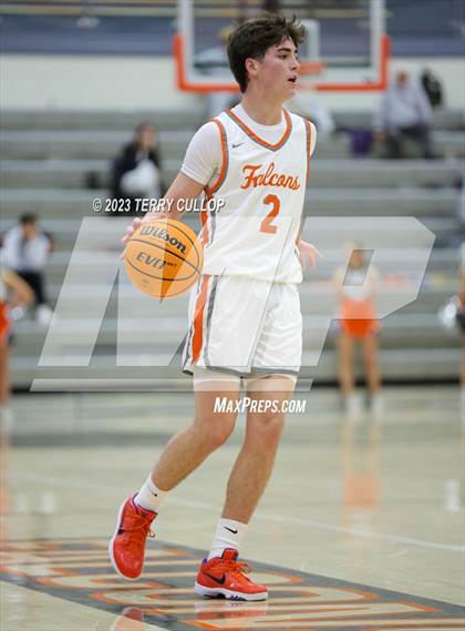 Thumbnail 2 in Farmington vs. Skyridge (Falcon Classaic) photogallery.