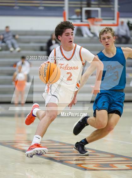 Thumbnail 3 in Farmington vs. Skyridge (Falcon Classaic) photogallery.