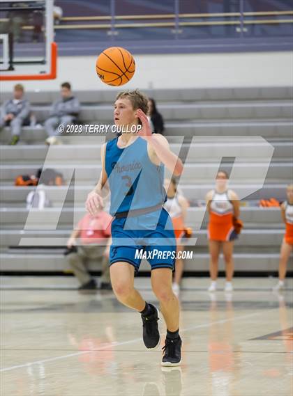Thumbnail 2 in Farmington vs. Skyridge (Falcon Classaic) photogallery.