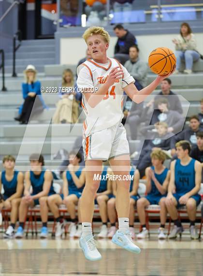 Thumbnail 3 in Farmington vs. Skyridge (Falcon Classaic) photogallery.