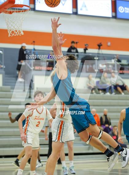 Thumbnail 2 in Farmington vs. Skyridge (Falcon Classaic) photogallery.