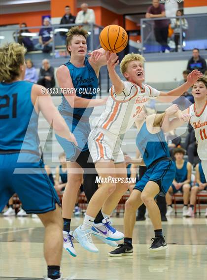 Thumbnail 3 in Farmington vs. Skyridge (Falcon Classaic) photogallery.