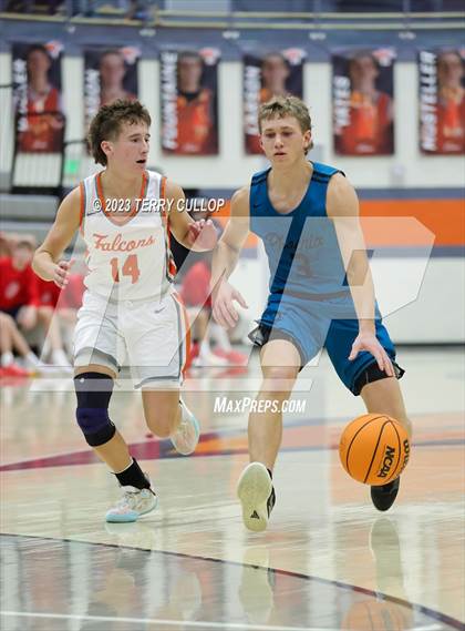 Thumbnail 2 in Farmington vs. Skyridge (Falcon Classaic) photogallery.