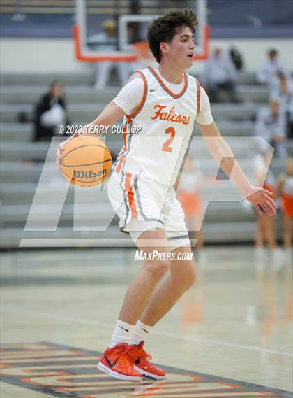 Thumbnail 3 in Farmington vs. Skyridge (Falcon Classaic) photogallery.