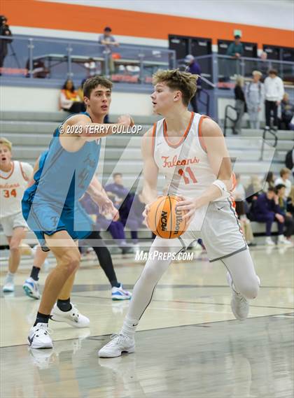 Thumbnail 3 in Farmington vs. Skyridge (Falcon Classaic) photogallery.