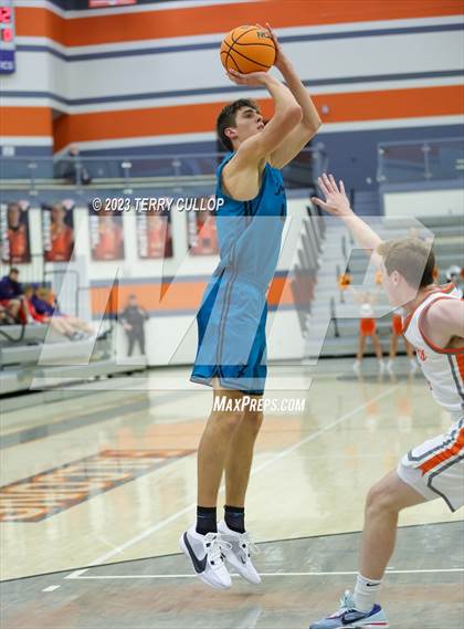 Thumbnail 1 in Farmington vs. Skyridge (Falcon Classaic) photogallery.