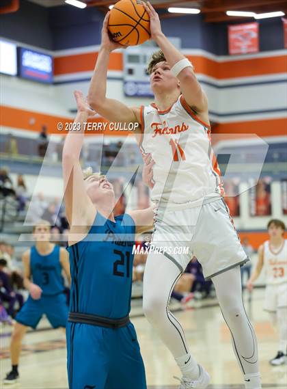 Thumbnail 1 in Farmington vs. Skyridge (Falcon Classaic) photogallery.