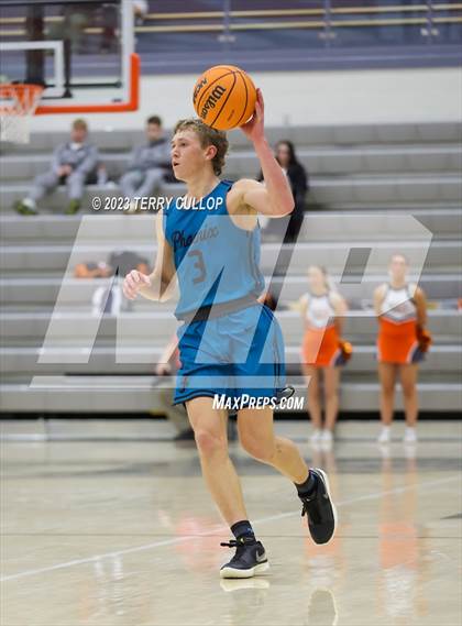 Thumbnail 3 in Farmington vs. Skyridge (Falcon Classaic) photogallery.