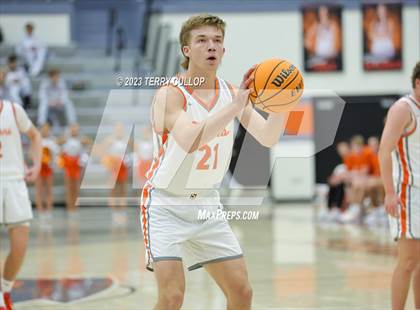 Thumbnail 2 in Farmington vs. Skyridge (Falcon Classaic) photogallery.