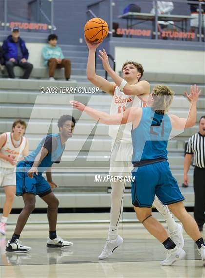 Thumbnail 2 in Farmington vs. Skyridge (Falcon Classaic) photogallery.