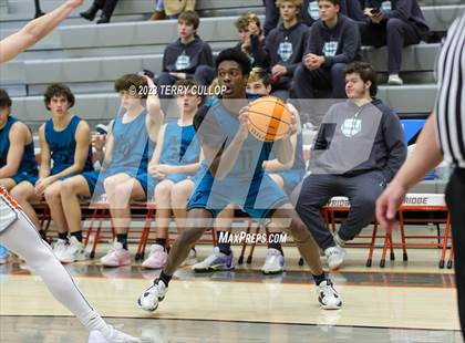 Thumbnail 2 in Farmington vs. Skyridge (Falcon Classaic) photogallery.