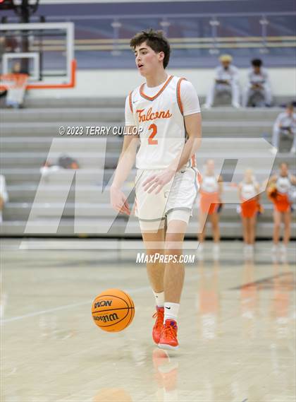 Thumbnail 2 in Farmington vs. Skyridge (Falcon Classaic) photogallery.