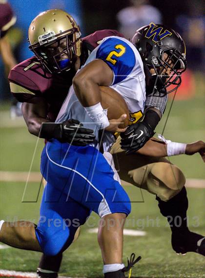 Thumbnail 2 in Douglass vs. Wise (Prince George’s Pigskin Classic)  photogallery.