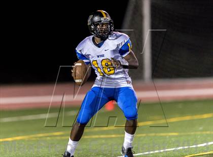 Thumbnail 1 in Douglass vs. Wise (Prince George’s Pigskin Classic)  photogallery.