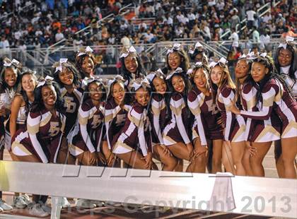 Thumbnail 2 in Douglass vs. Wise (Prince George’s Pigskin Classic)  photogallery.