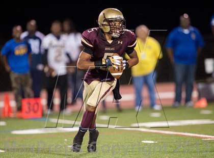 Thumbnail 2 in Douglass vs. Wise (Prince George’s Pigskin Classic)  photogallery.