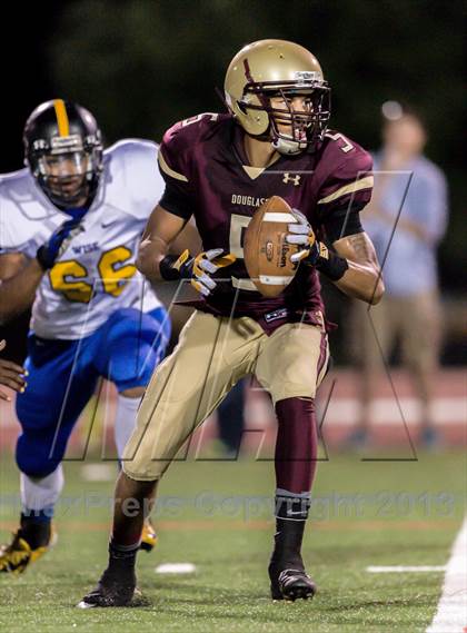 Thumbnail 3 in Douglass vs. Wise (Prince George’s Pigskin Classic)  photogallery.